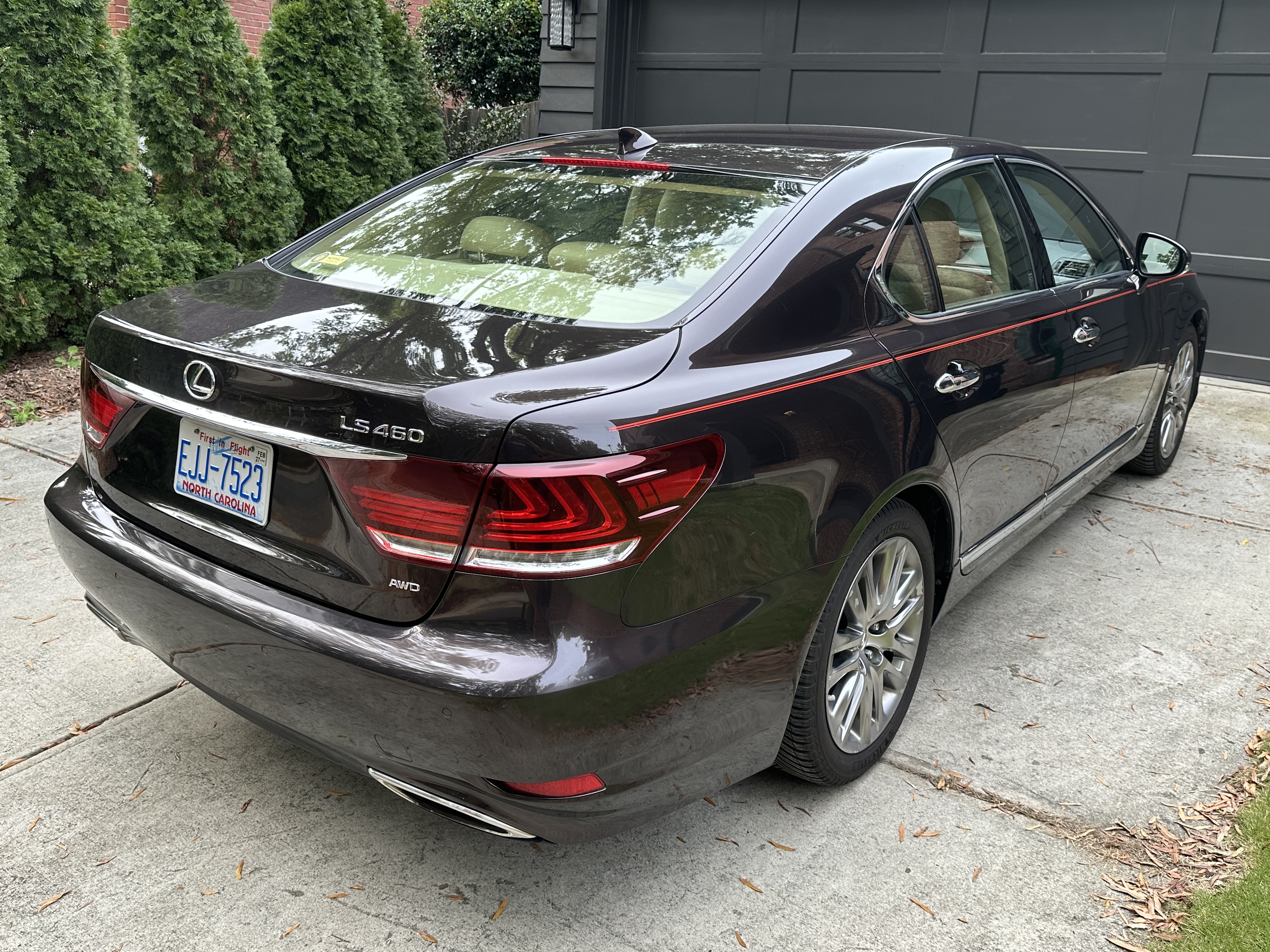 Used 2014 Lexus LS 460 AWD w/ Comfort Package image 5