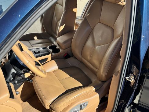 Used 2016 Porsche Macan S image 17