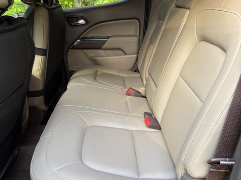 Used 2016 GMC Canyon SLT w/ Driver Alert Package image 13