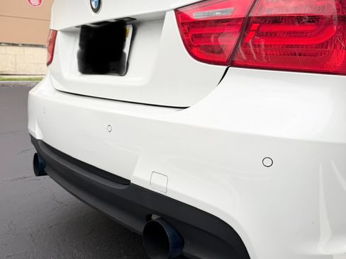 Used 2010 BMW 335i Sedan RWD image 11