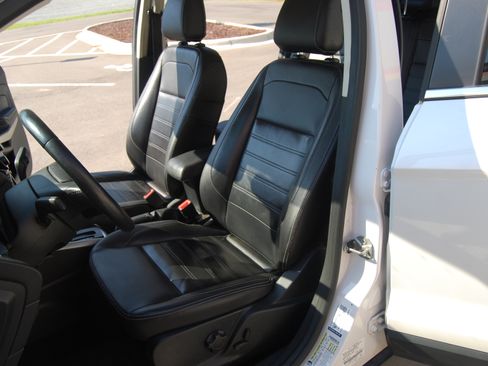 Used 2020 Ford EcoSport Titanium AWD/4WD image 13