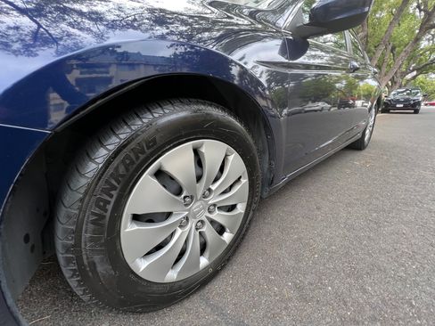 Used 2010 Honda Accord LX image 11