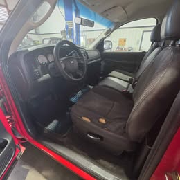 Used 2005 Dodge Ram 1500 Truck ST w/ ST Value Group RWD image 11