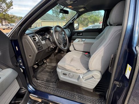 Used 2013 Ford F150 XLT w/ Luxury Equipment Group image 12