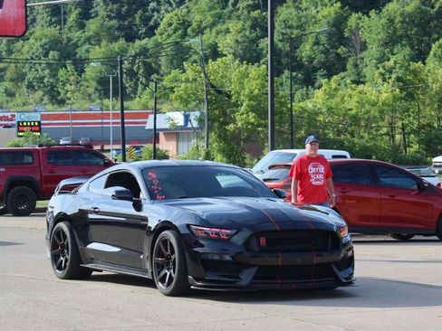 Used 2017 Ford Mustang Shelby GT350R w/ GT350R Equipment Group 920A image 21
