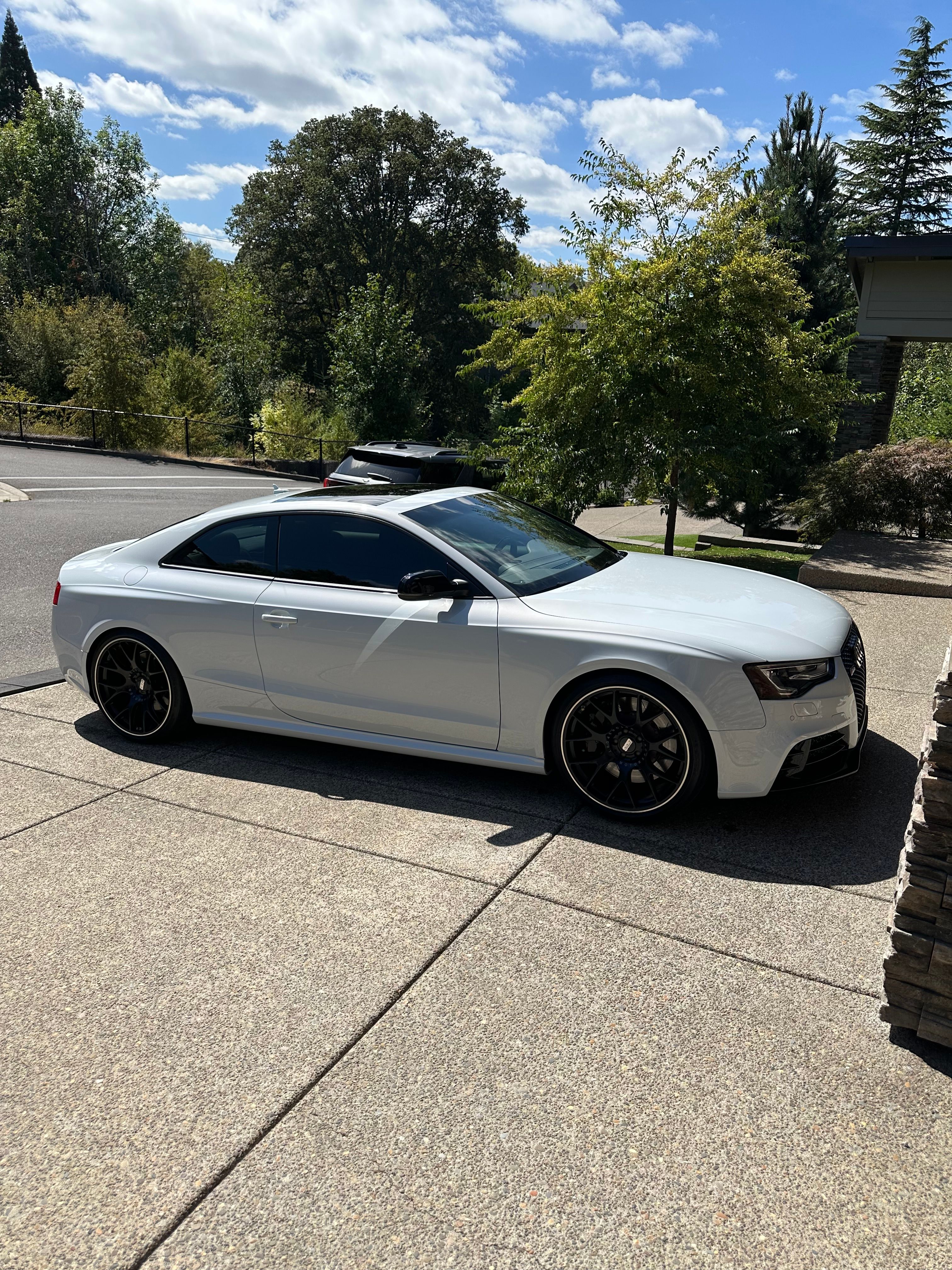 Used 2013 Audi RS 5 Coupe w/ Audi MMI Navigation Plus Pkg AWD/4WD image 1