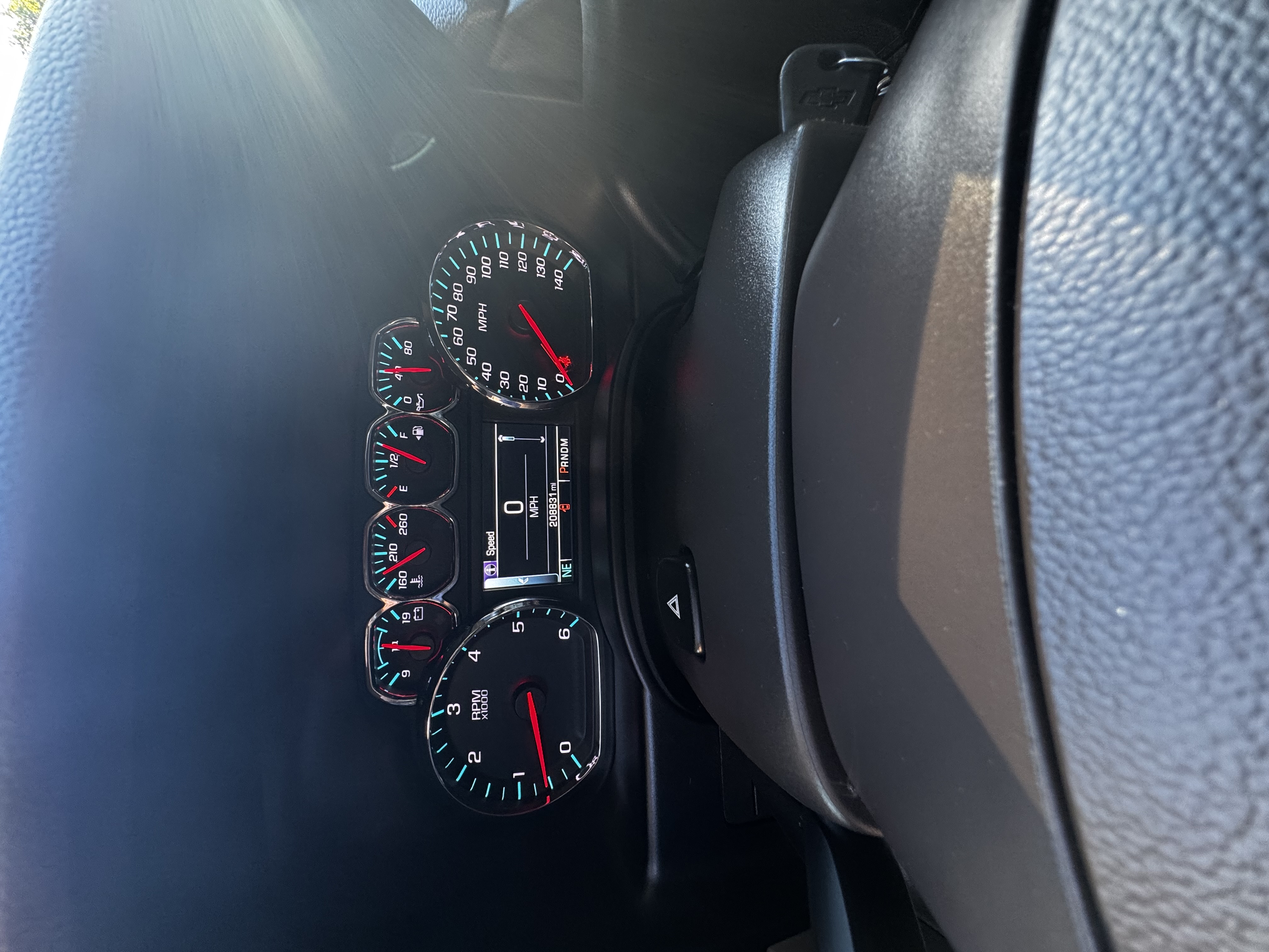 Used 2015 Chevrolet Tahoe LT RWD image 19