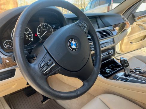 Used 2013 BMW 528i Sedan image 14
