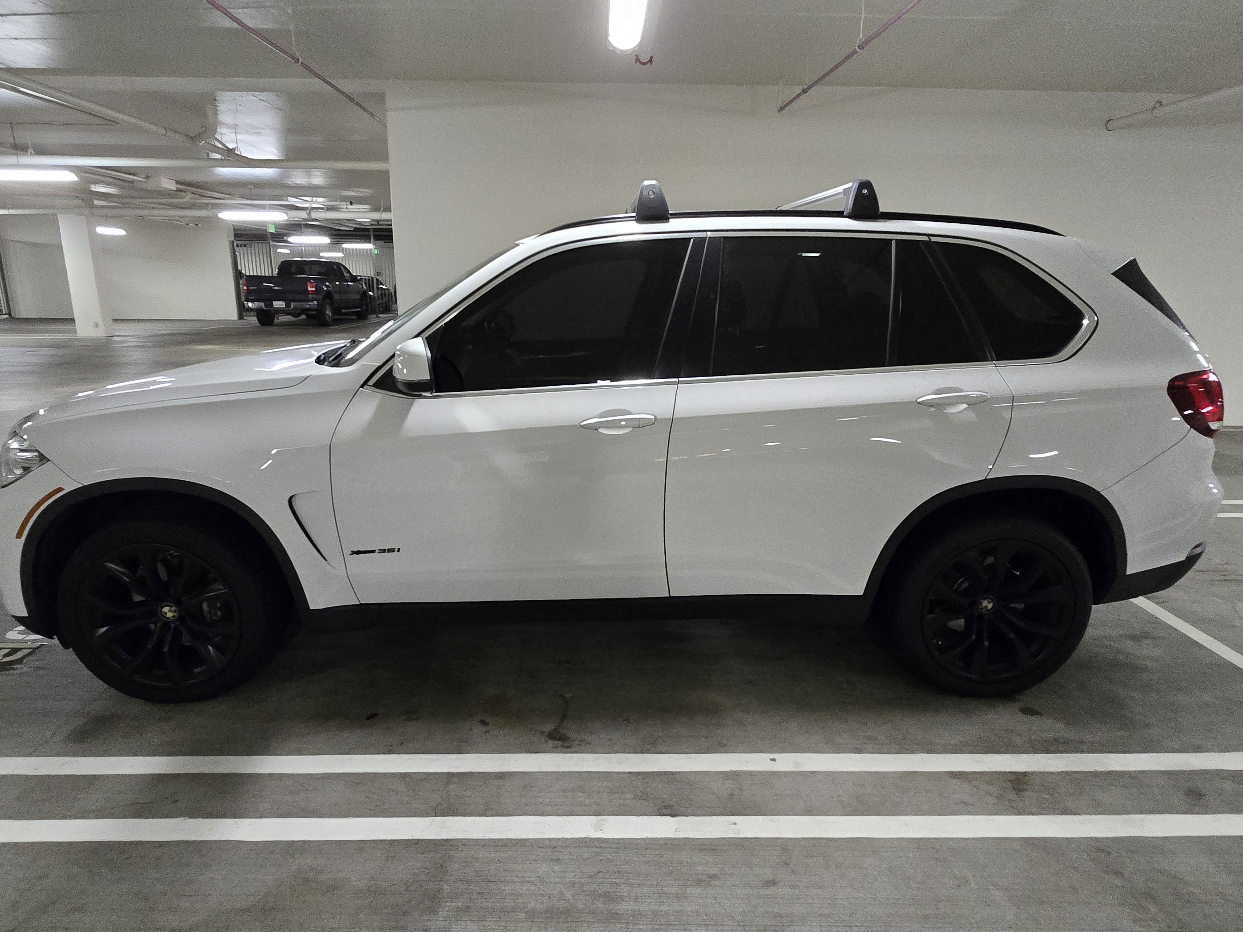 Used 2015 BMW X5 xDrive35i AWD/4WD image 1