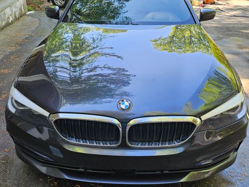 Used 2018 BMW 540i image 2