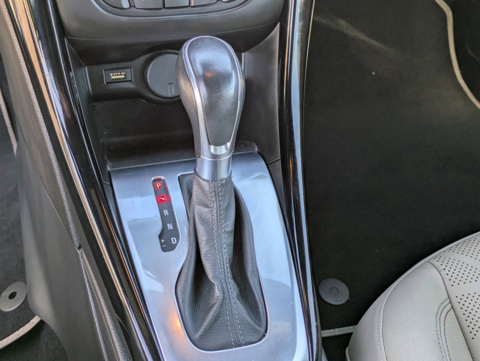 Used 2017 Buick Cascada Premium FWD image 23