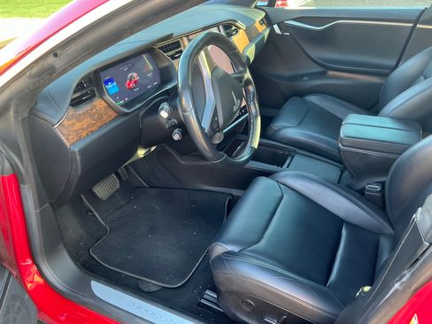 Used 2018 Tesla Model S 100D AWD/4WD image 4
