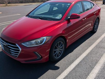 Used 2017 Hyundai Elantra SE w/ SE A/T Tech Package 03