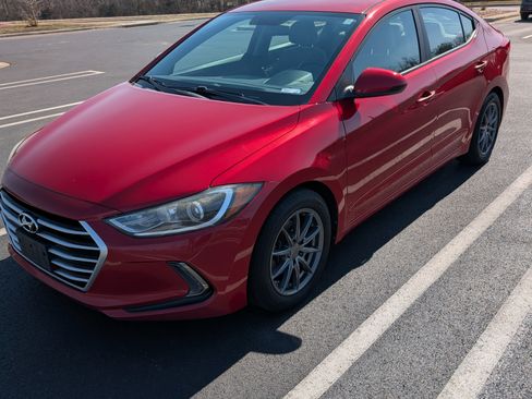 Used 2017 Hyundai Elantra SE w/ SE A/T Tech Package 03 image 1