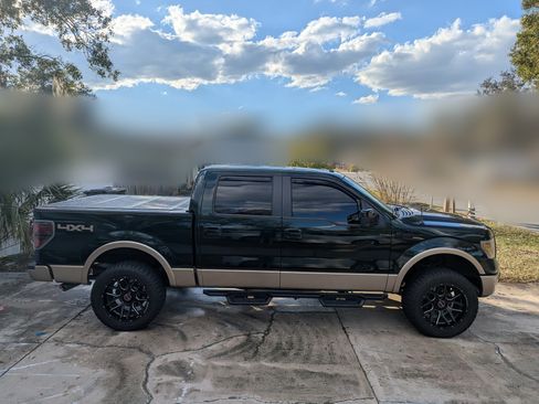 Used 2013 Ford F150 Lariat w/ Mid Equipment Group image 5