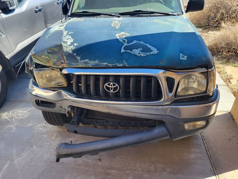 Used 2001 Toyota Tacoma PreRunner image 5