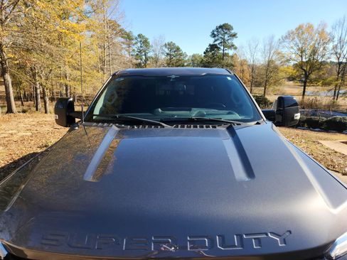 Used 2023 Ford F350 Lariat w/ Lariat Ultimate Package image 6