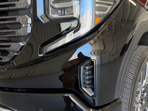 Used 2025 GMC Sierra 1500 Denali Ultimate AWD/4WD image 10