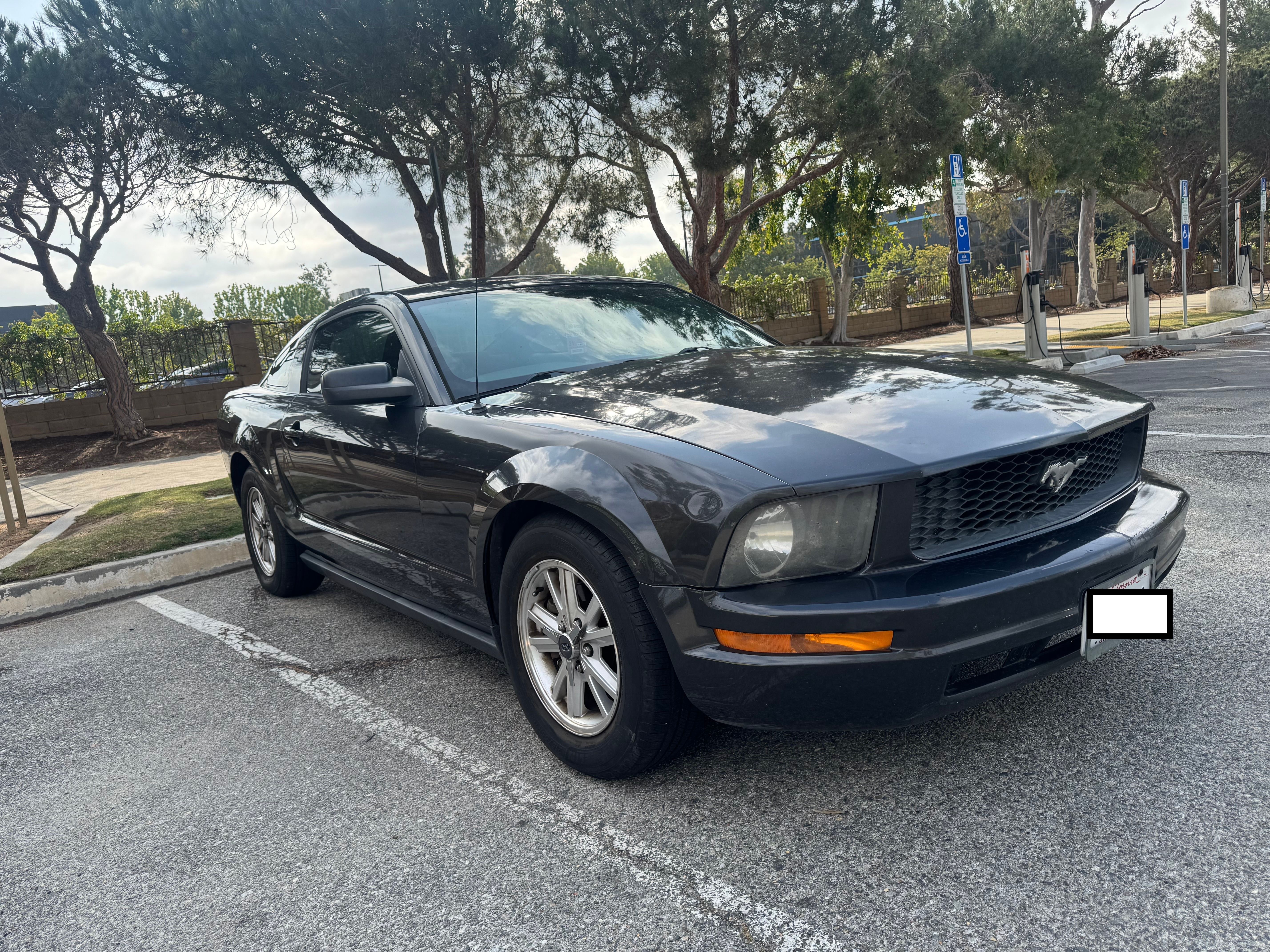 Used 2008 Ford Mustang Coupe RWD image 9