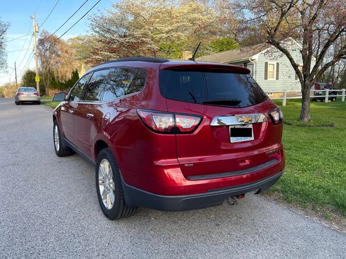 Used 2013 Chevrolet Traverse LT w/ All-Star Edition AWD/4WD image 2