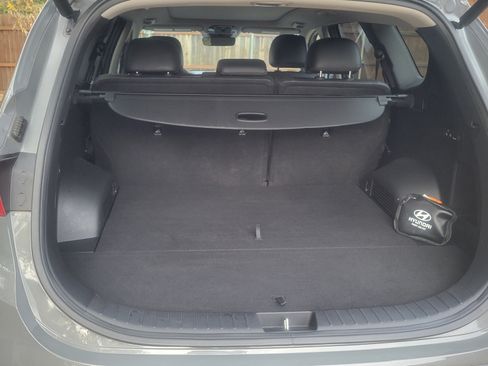 Used 2023 Hyundai Santa Fe SEL w/ Premium Package image 16