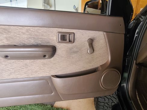 Used 1999 Toyota Tacoma 4x4 Xtracab V6 image 19