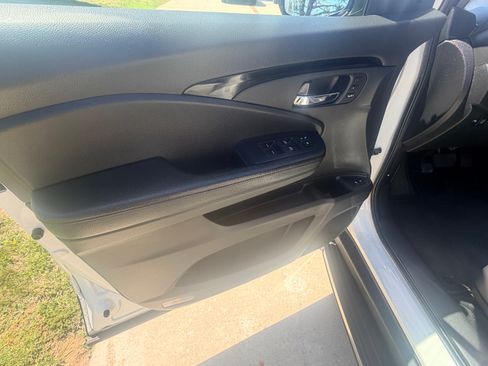 Used 2016 Honda Pilot Elite image 15