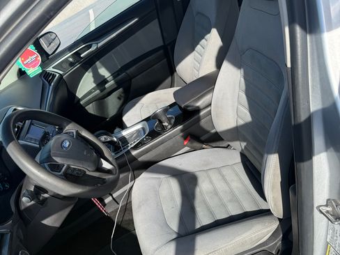 Used 2014 Ford Fusion S FWD image 13
