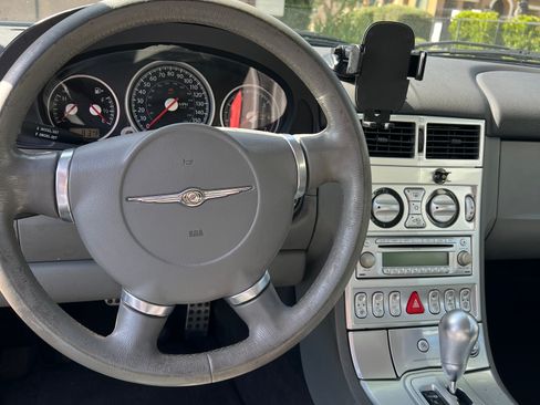 Used 2005 Chrysler Crossfire Limited RWD image 8