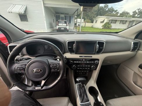 Used 2017 Kia Sportage SX FWD image 2