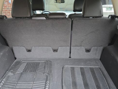 Used 2014 Ford Escape Titanium w/ Equipment Group 401A image 9