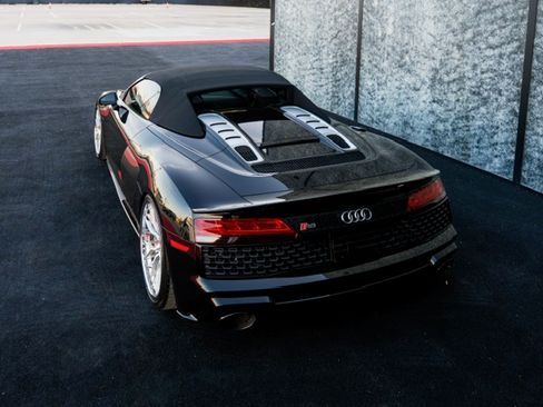 Used 2022 Audi R8 V10 performance image 2