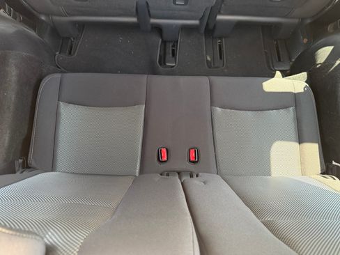 Used 2019 Nissan Pathfinder SV FWD image 13