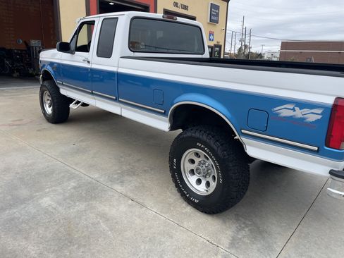 Used 1994 Ford F250 4x4 SuperCab image 2