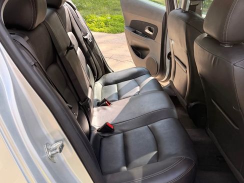 Used 2014 Chevrolet Cruze LTZ w/ RS Package FWD image 10