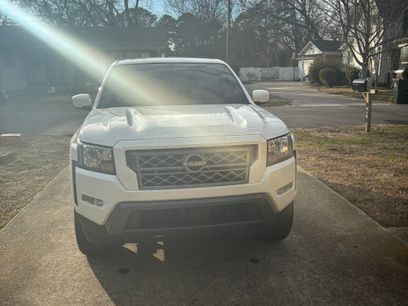 Used 2022 Nissan Frontier SV w/ Technology Package