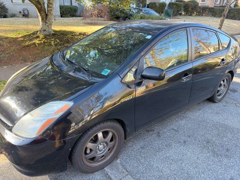 Used 2008 Toyota Prius Touring image 1