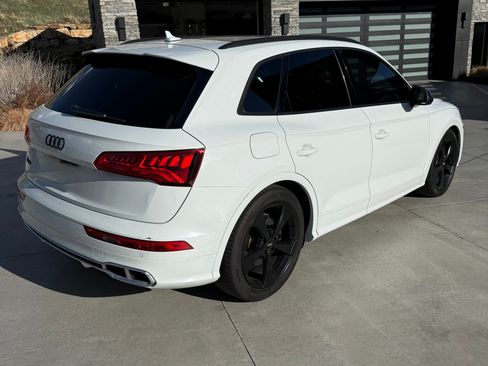 Used 2020 Audi SQ5 Premium Plus w/ Premium Plus Package image 4