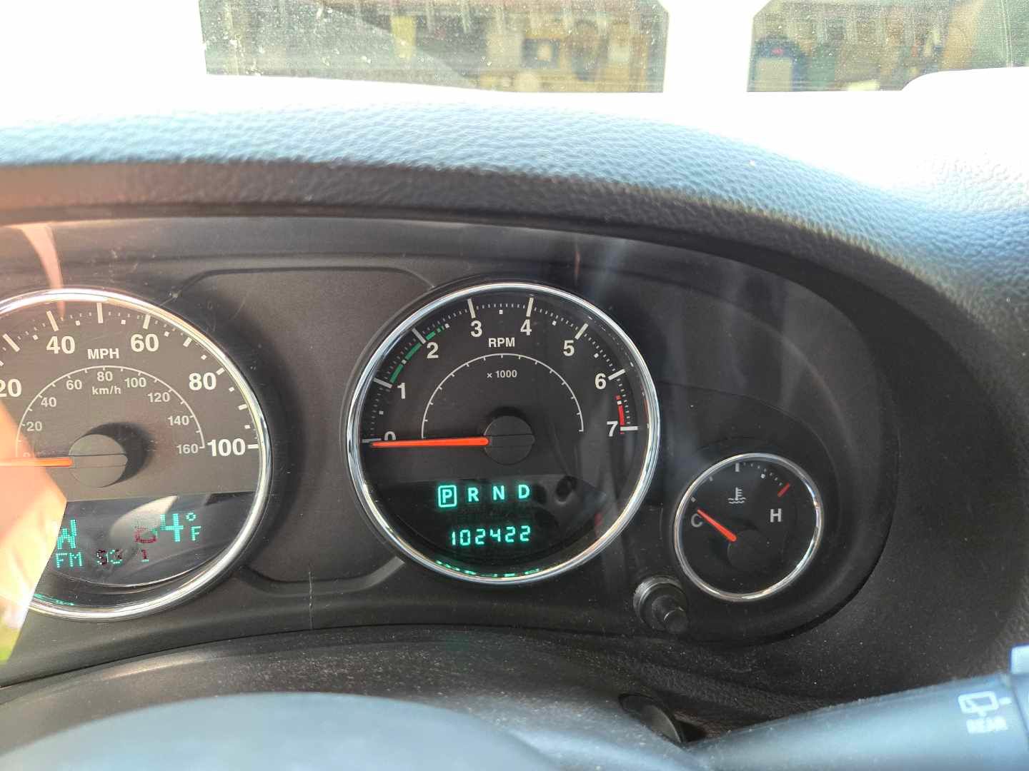 Used 2014 Jeep Wrangler Sport w/ Connectivity Group AWD/4WD image 11