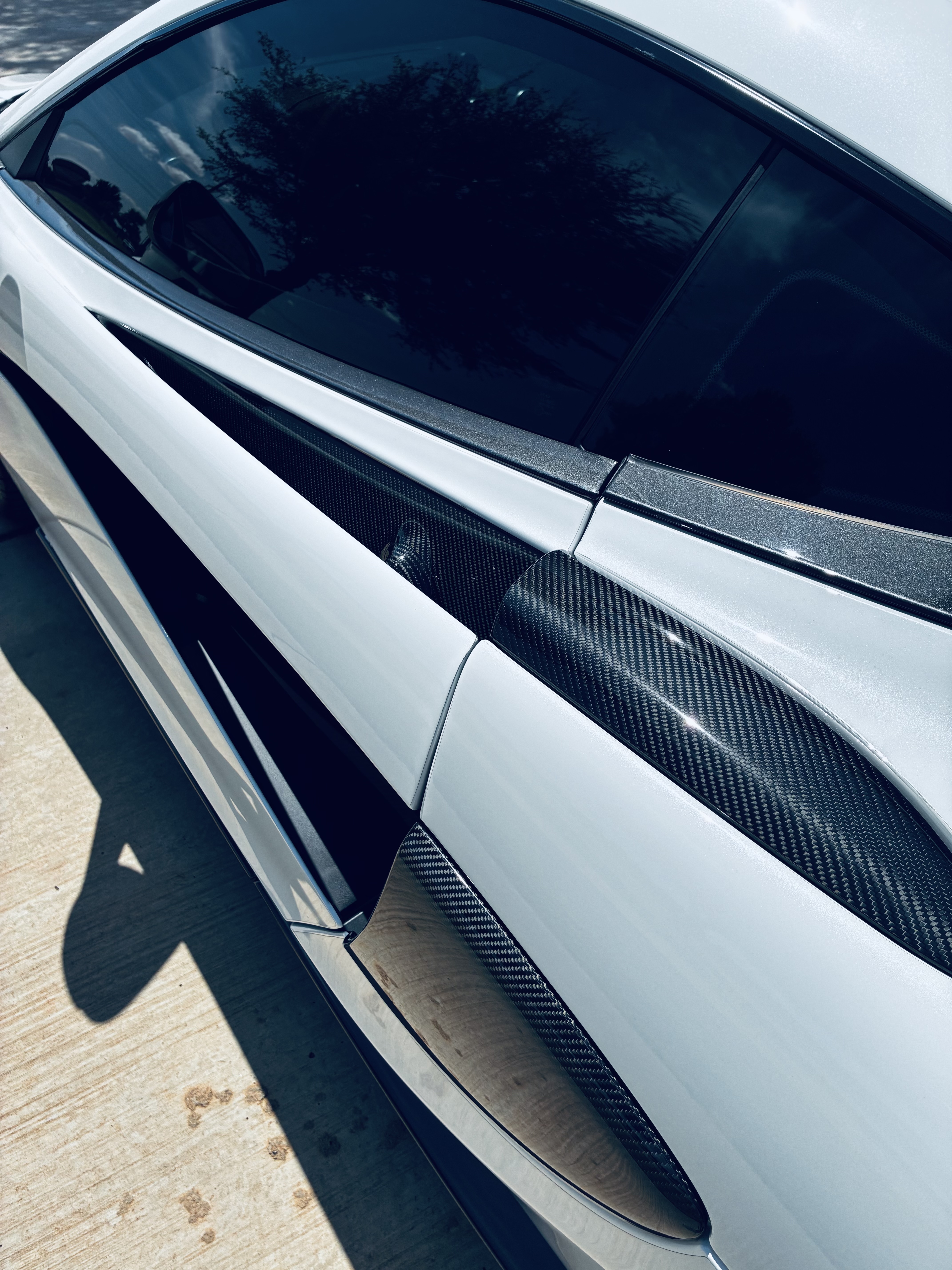 Used 2016 McLaren 570S Coupe RWD image 16