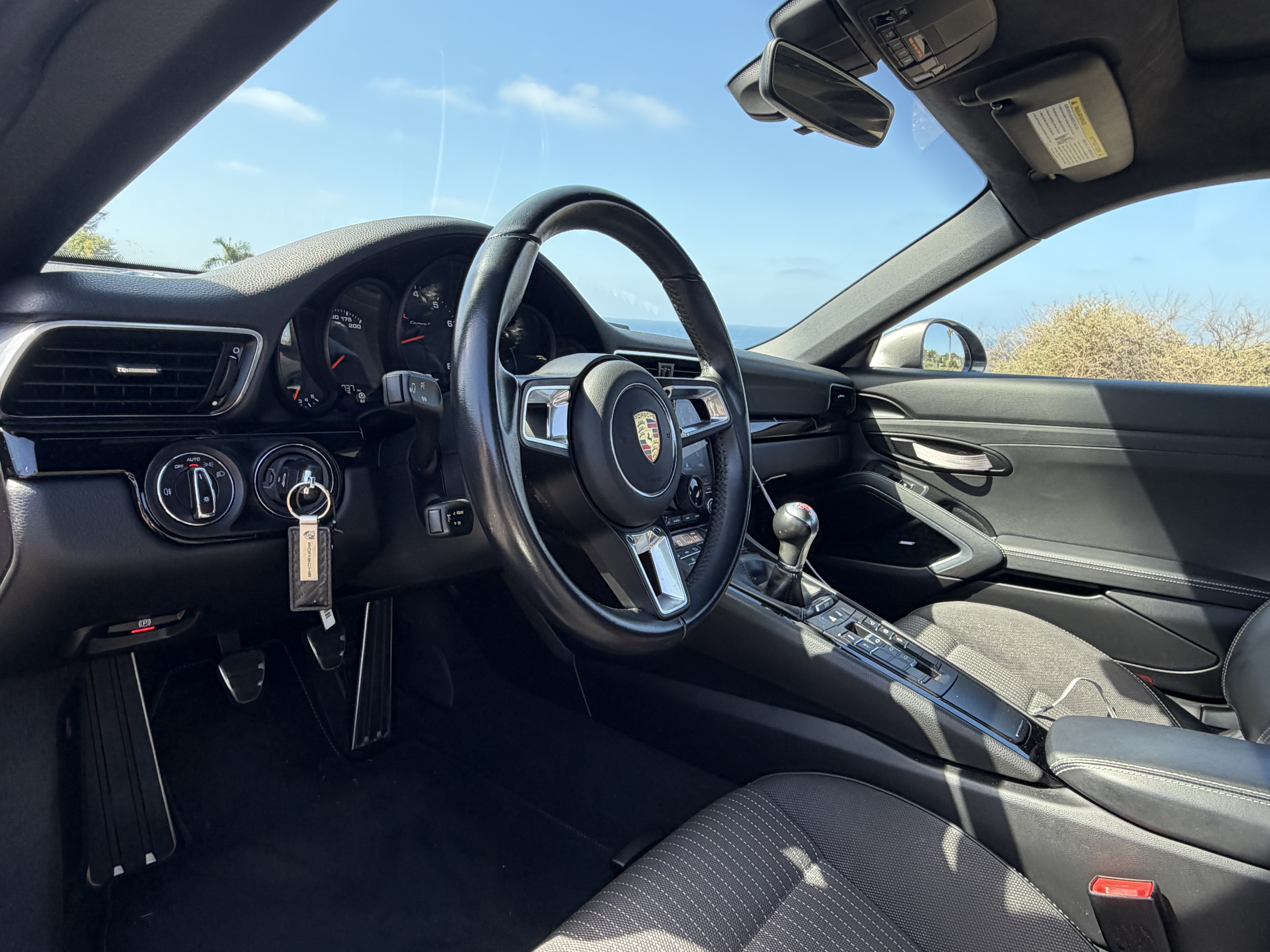 Used 2018 Porsche 911 Carrera T RWD image 20