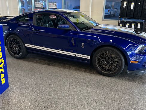 Used 2014 Ford Mustang Shelby GT500 w/ Equipment Group 821A image 2