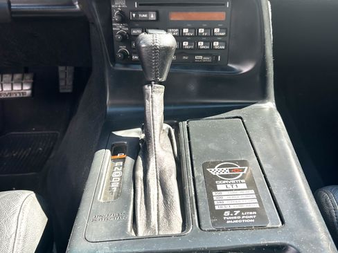 Used 1995 Chevrolet Corvette Coupe image 6