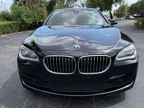 Used 2013 BMW 750Li xDrive AWD/4WD image 2
