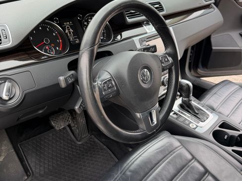 Used 2014 Volkswagen CC Executive image 12