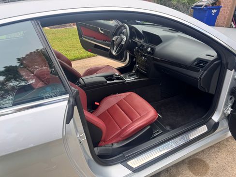 Used 2013 Mercedes-Benz E 550 Coupe image 11