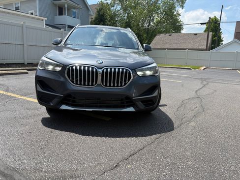 Used 2021 BMW X1 xDrive28i w/ Convenience Package AWD/4WD image 5