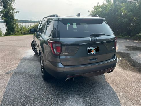Used 2016 Ford Explorer Sport w/ Equipment Group 401A AWD/4WD image 4