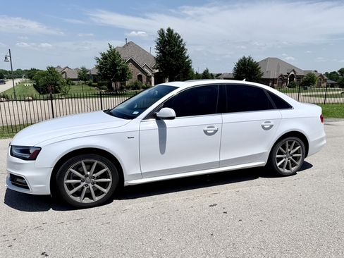 Used 2015 Audi A4 2.0T Premium w/ Audi MMI Navigation FWD image 1