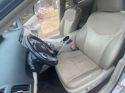Used 2012 Toyota Prius Four image 11